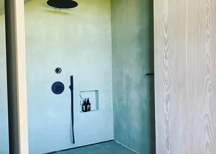 Akola Manor * 伊镇